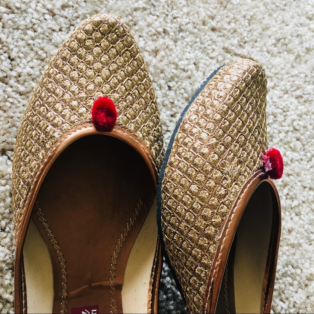 Copper Indian shoes